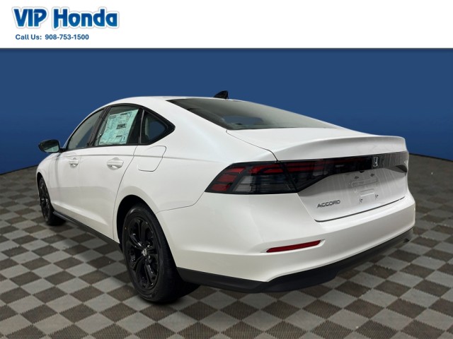 2025 Honda Accord SE photo 3