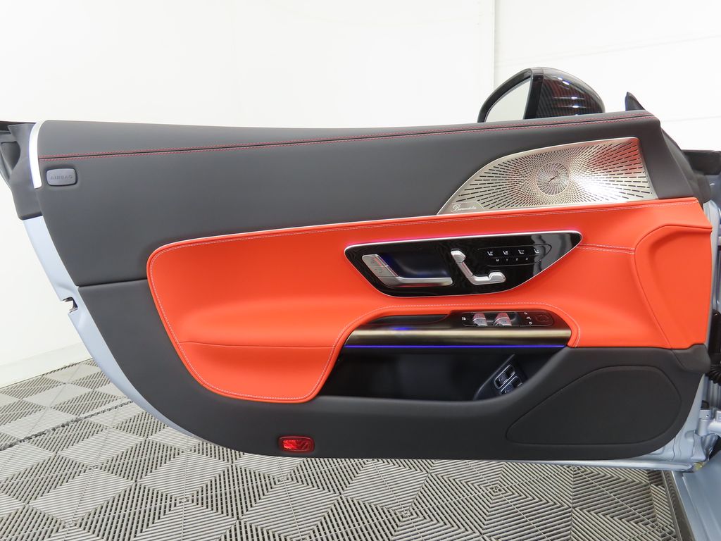 2026 Mercedes Benz SL AMG 63 photo 31