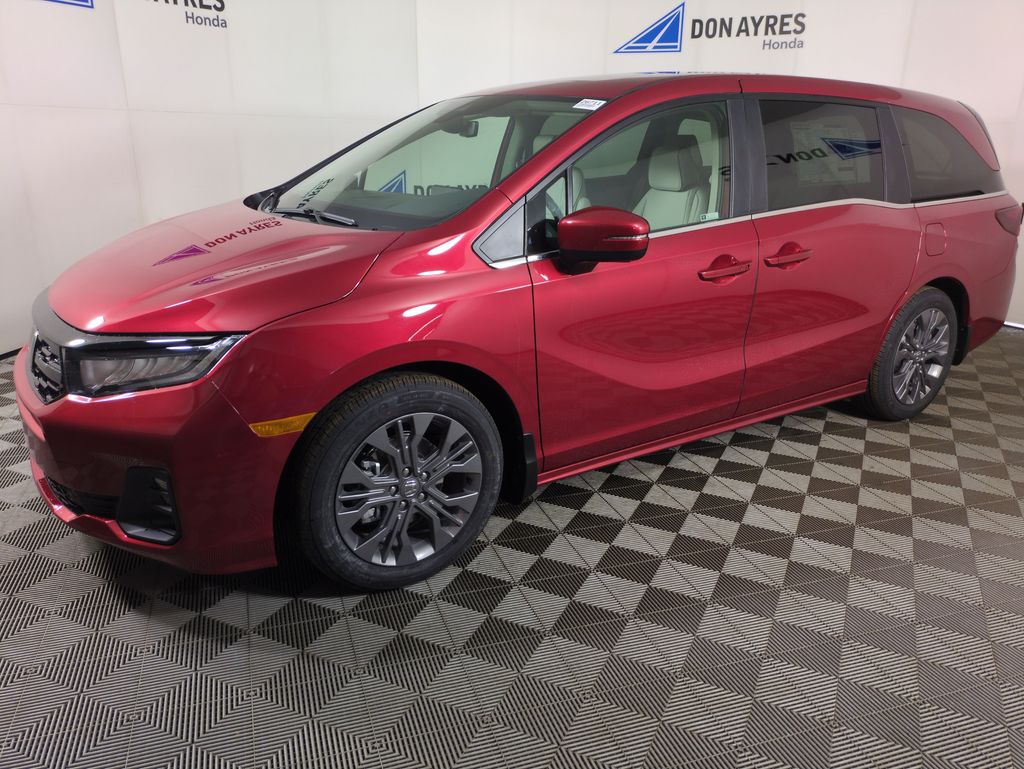 2026 Honda Odyssey Touring's photo