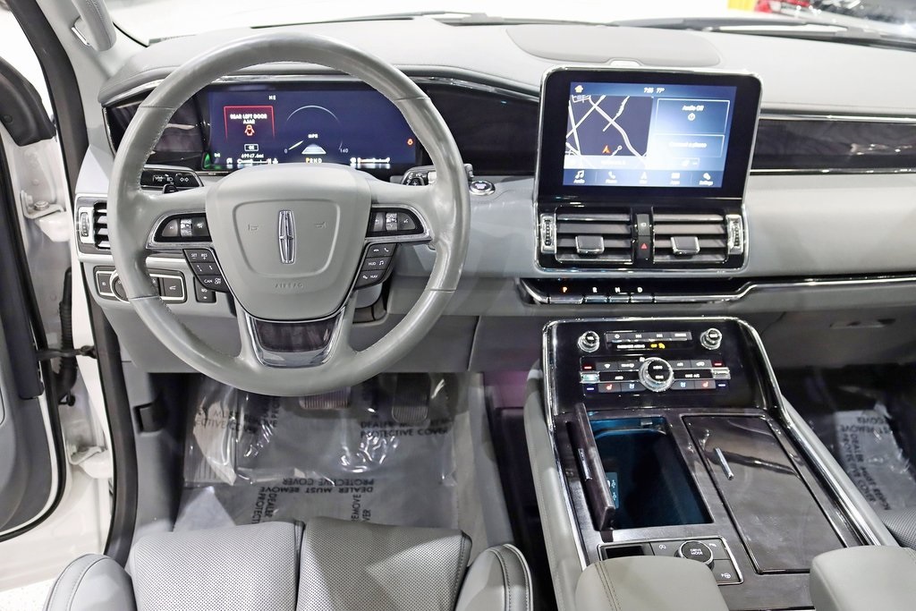 2019 Lincoln Navigator Reserve photo 14