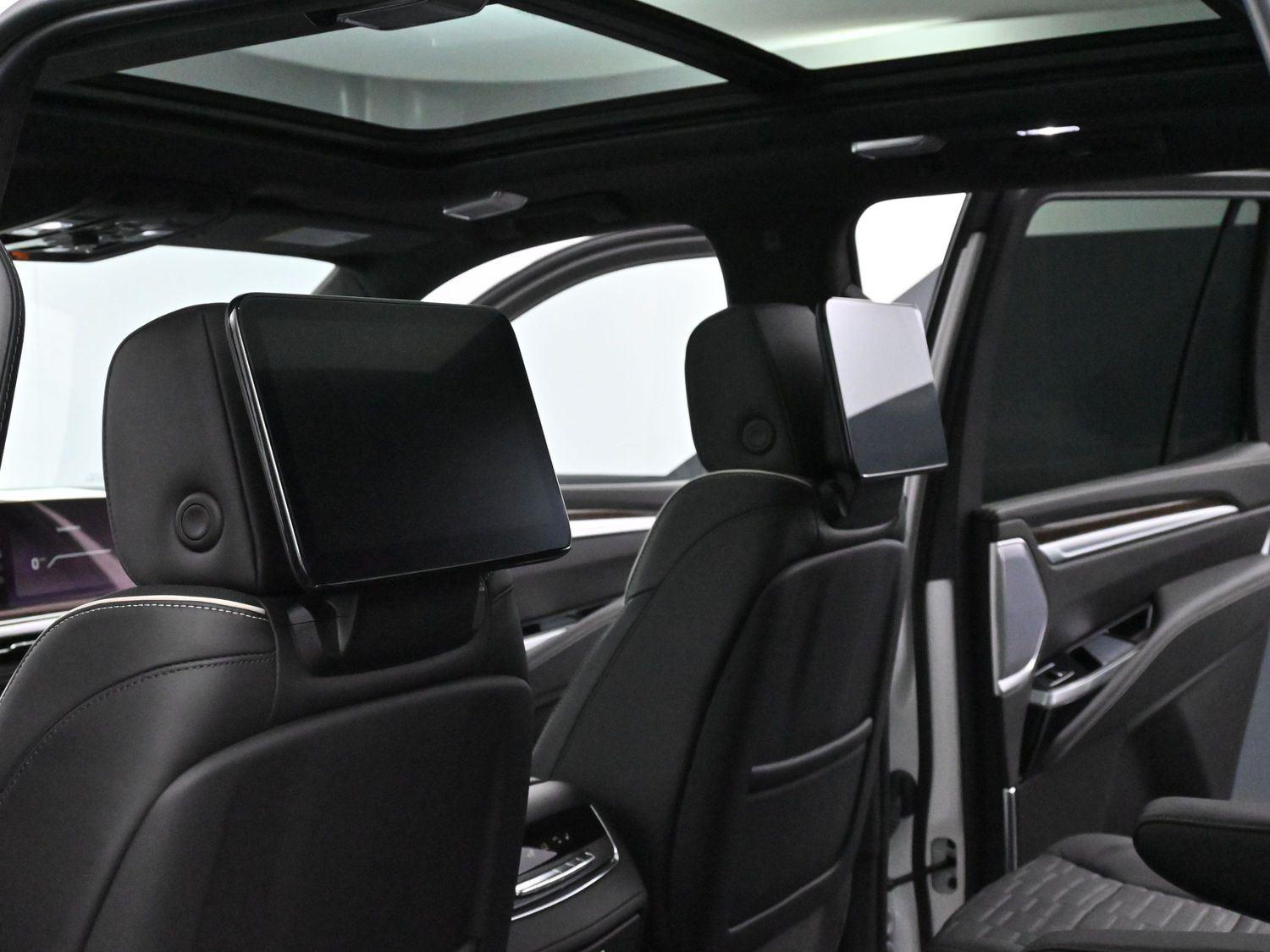 2025 Cadillac Escalade Sport Platinum photo 30