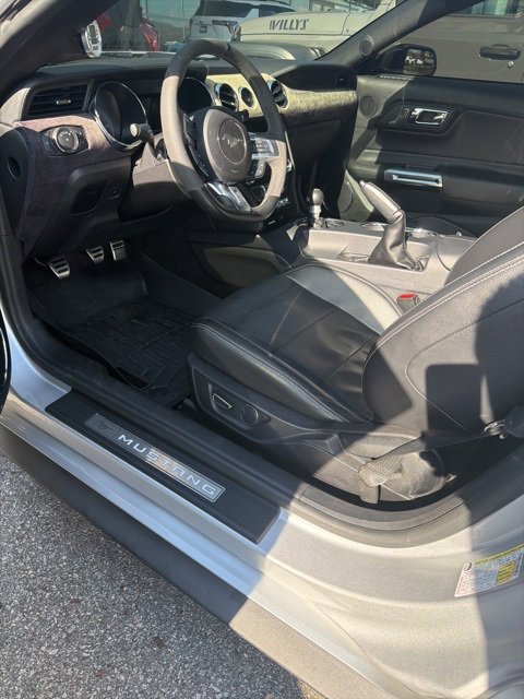 2017 Ford Mustang GT Premium photo 3