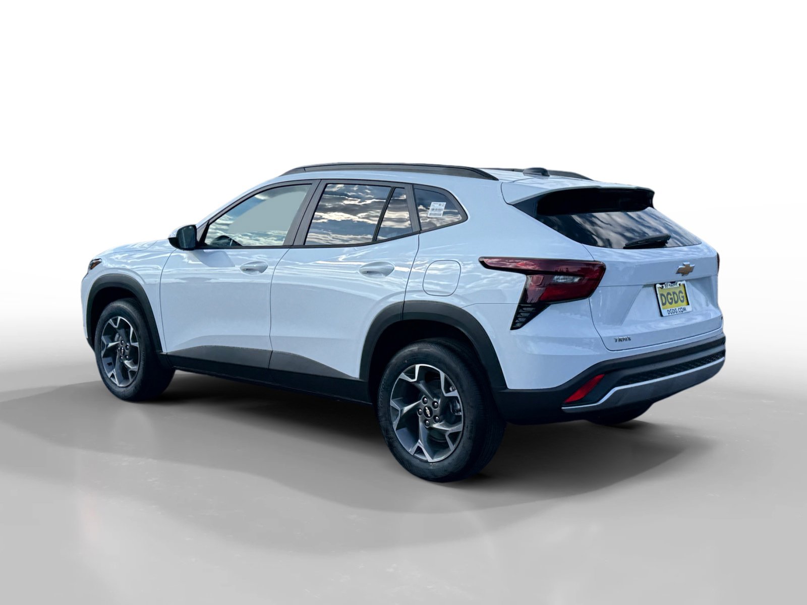 2026 Chevrolet Trax LT photo 3