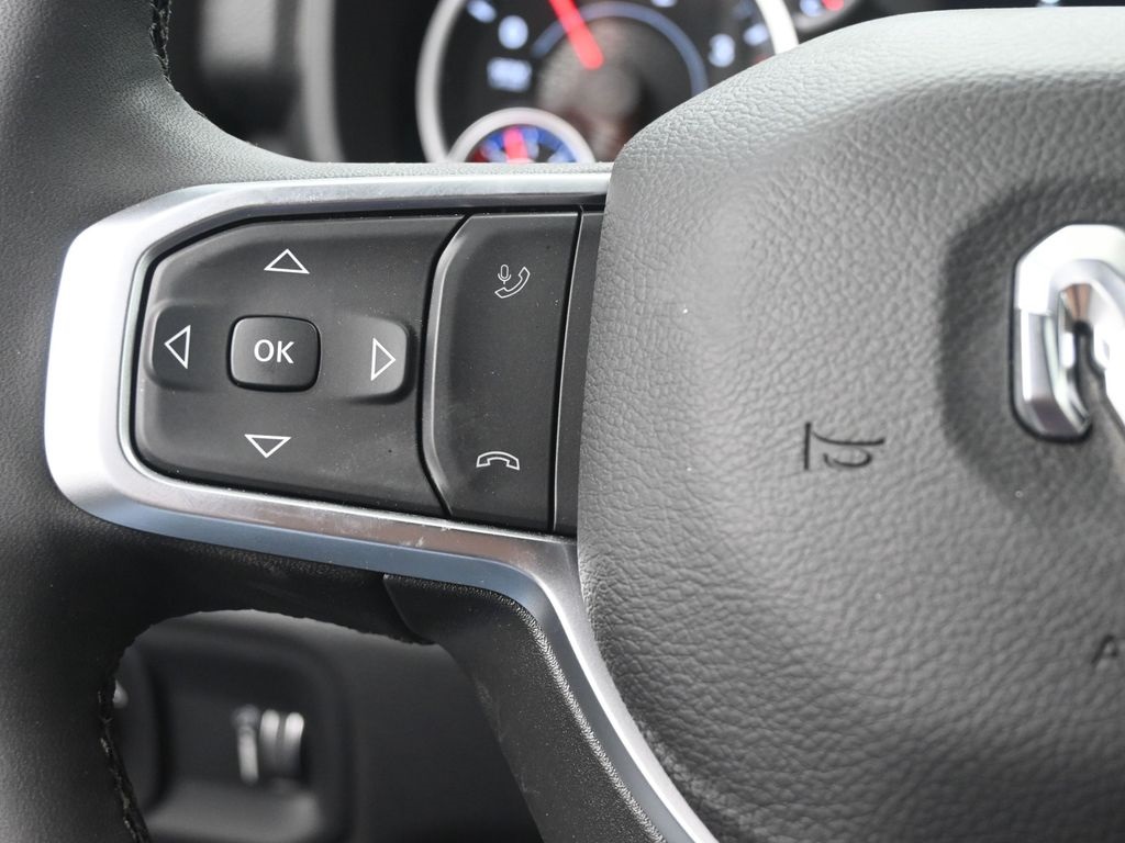 2025 Ram 2500 Big Horn photo 25