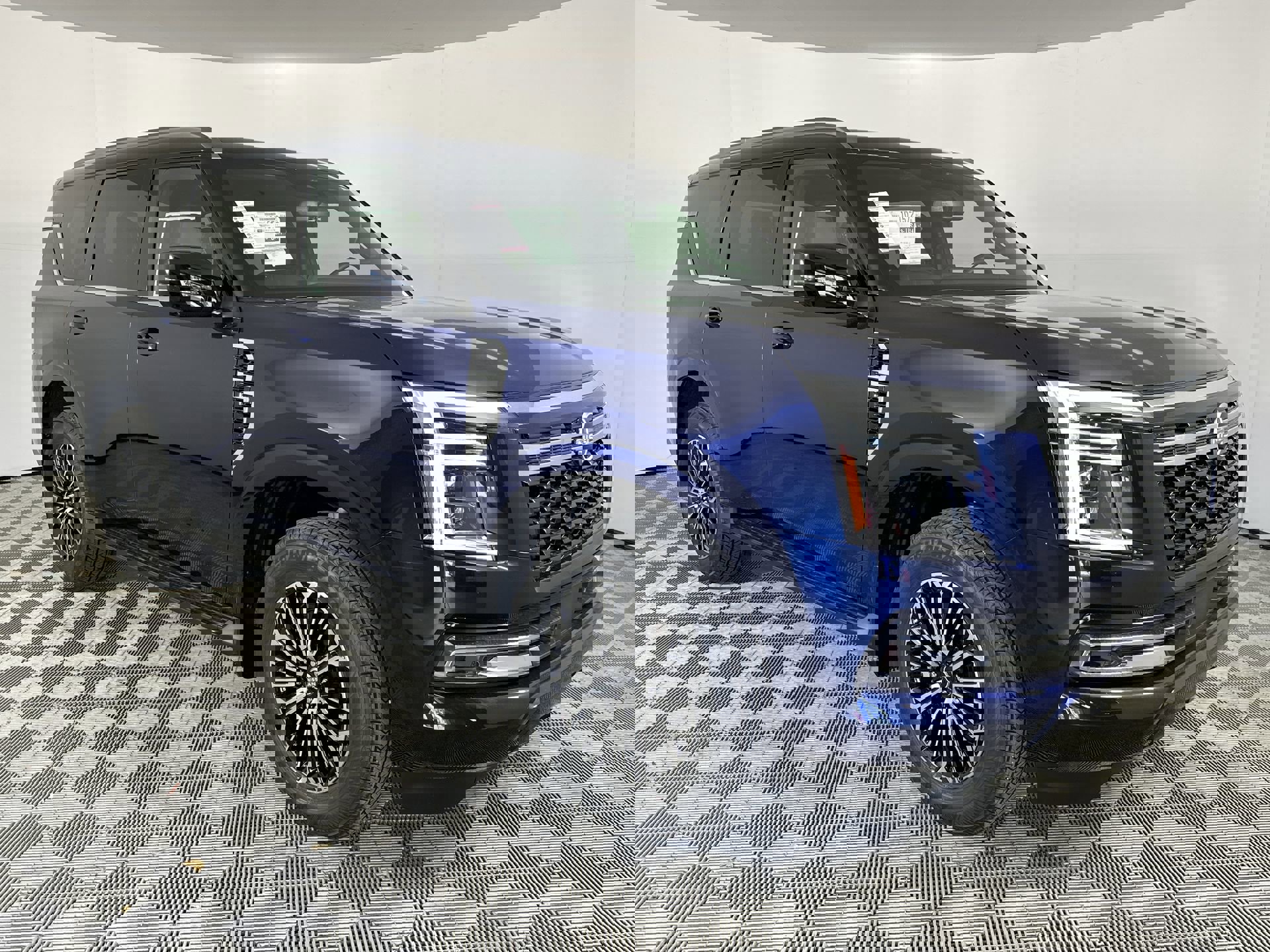 2025 Nissan Armada SL photo 2