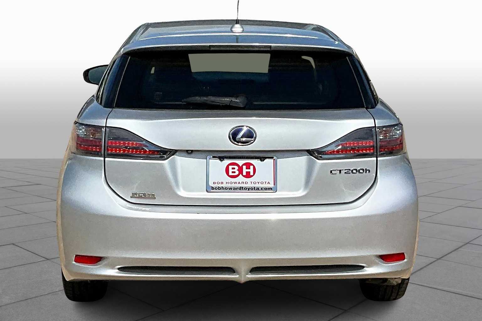 2013 Lexus CT 200h photo 4