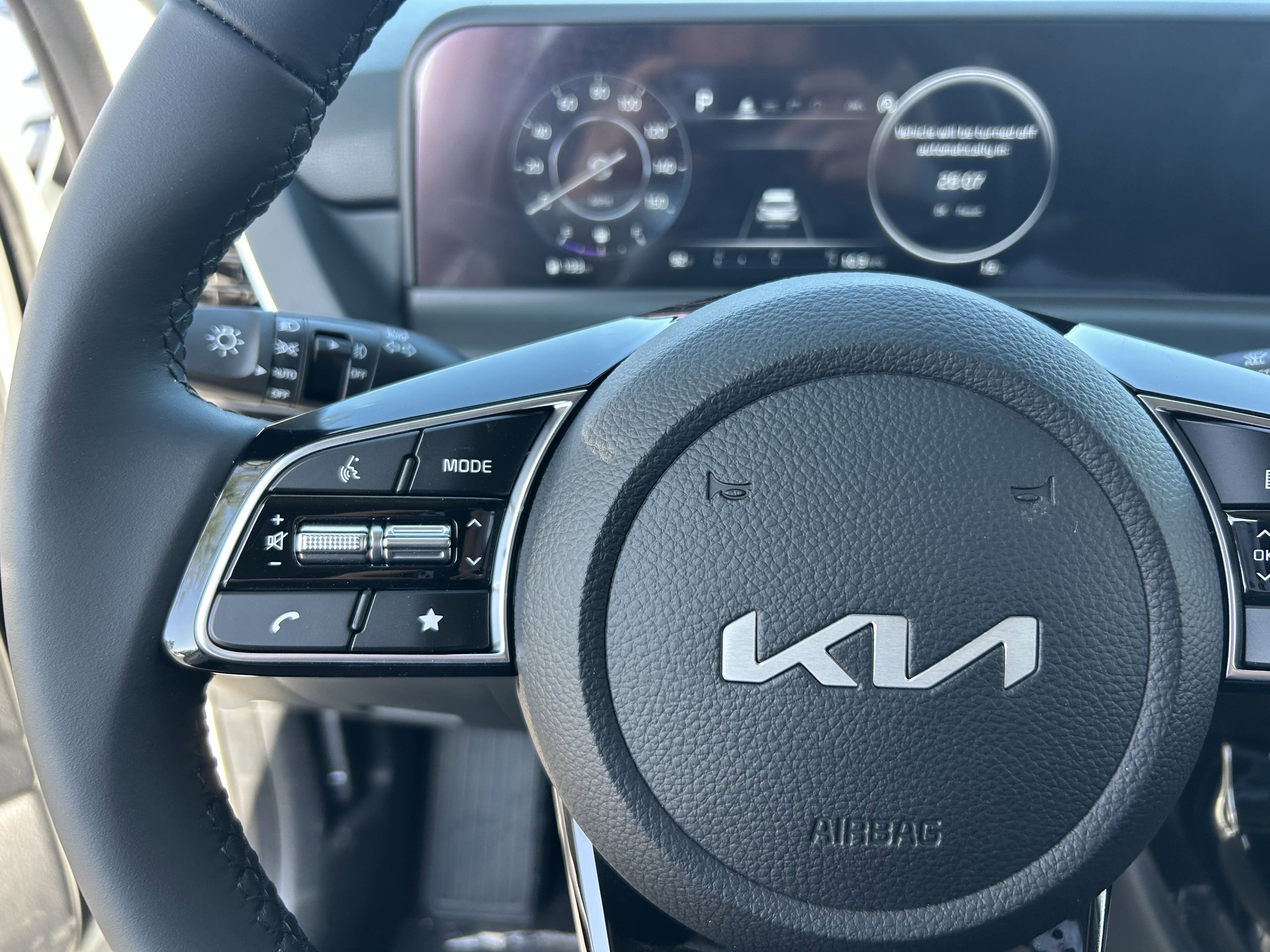2025 Kia Seltos EX photo 7