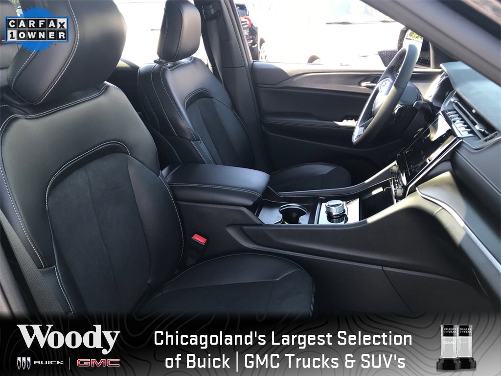 2024 Jeep Grand Cherokee Laredo photo 33