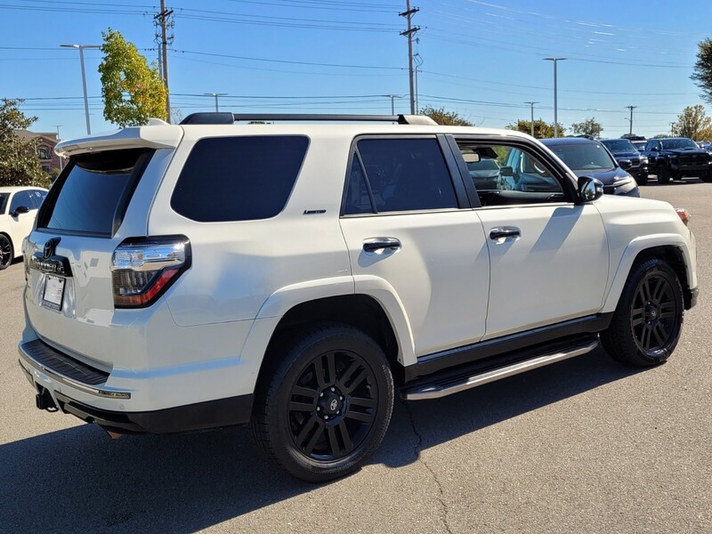 2020 Toyota 4Runner Limited 4WD photo 3