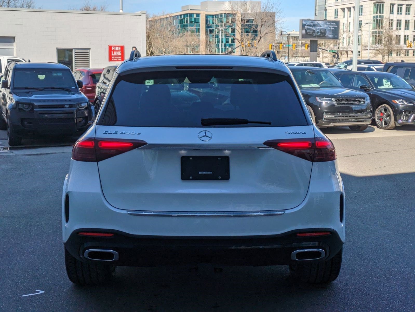 2025 Mercedes Benz GLE 450 4MATIC photo 4