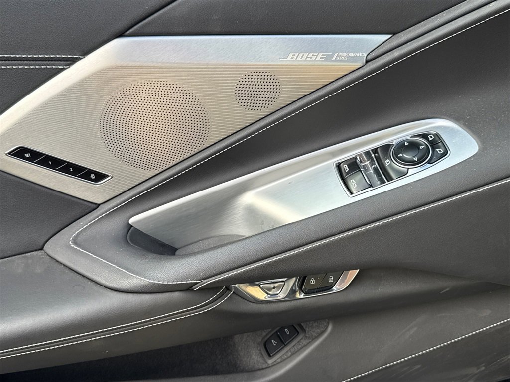 2023 Chevrolet Corvette Stingray 2LT photo 6
