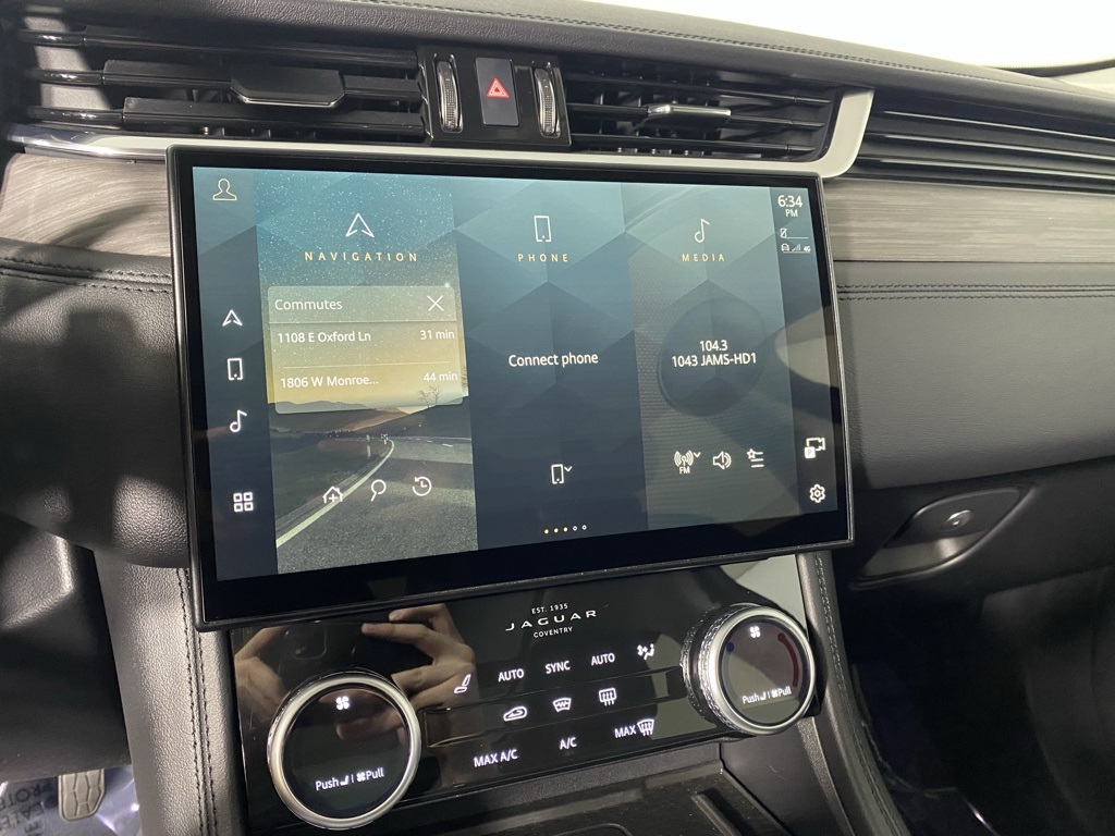 2023 Jaguar F-PACE P250 S photo 13