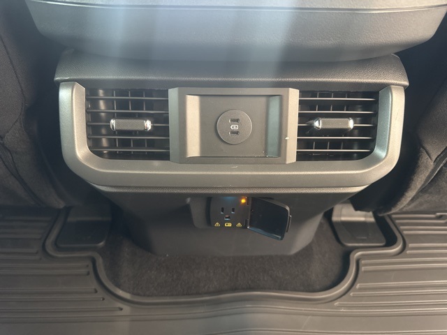 2025 Ford F-150 XLT photo 37