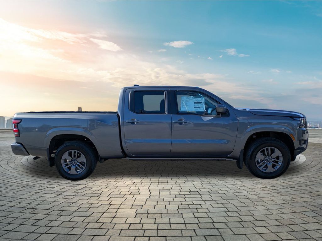2026 Nissan Frontier SV photo 2