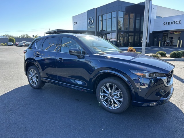 2025 Mazda CX-5 S Premium Plus package's photo