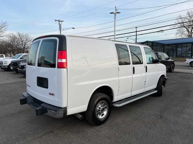 2023 Gmc Savana 2500 Cargo photo 4