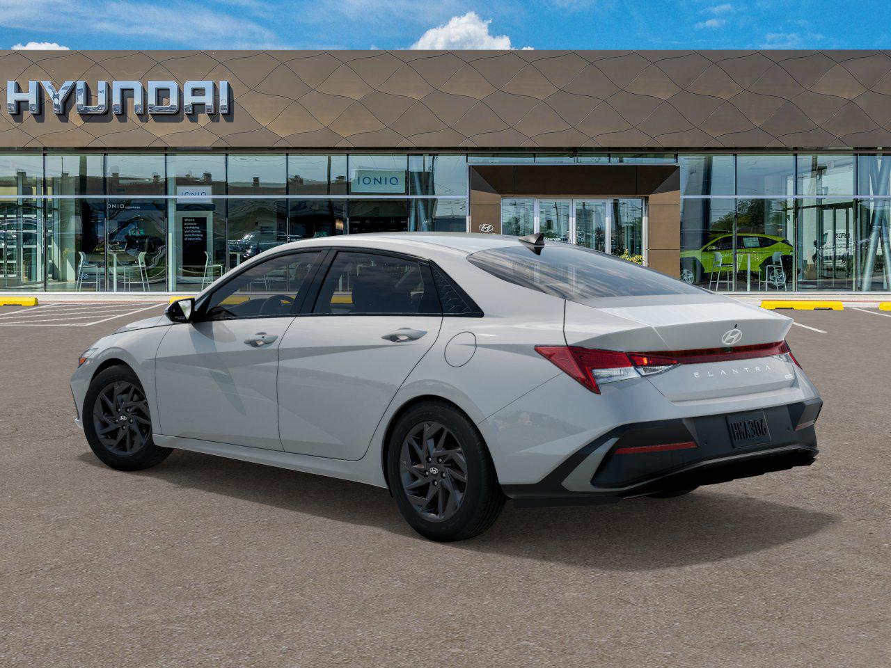 2025 Hyundai Elantra Hybrid Blue photo 3