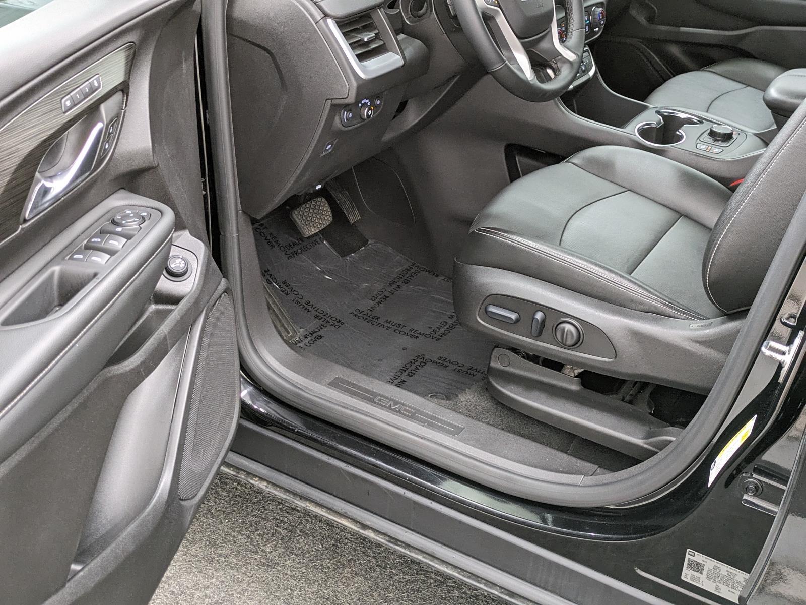 2024 Gmc Terrain SLT photo 22