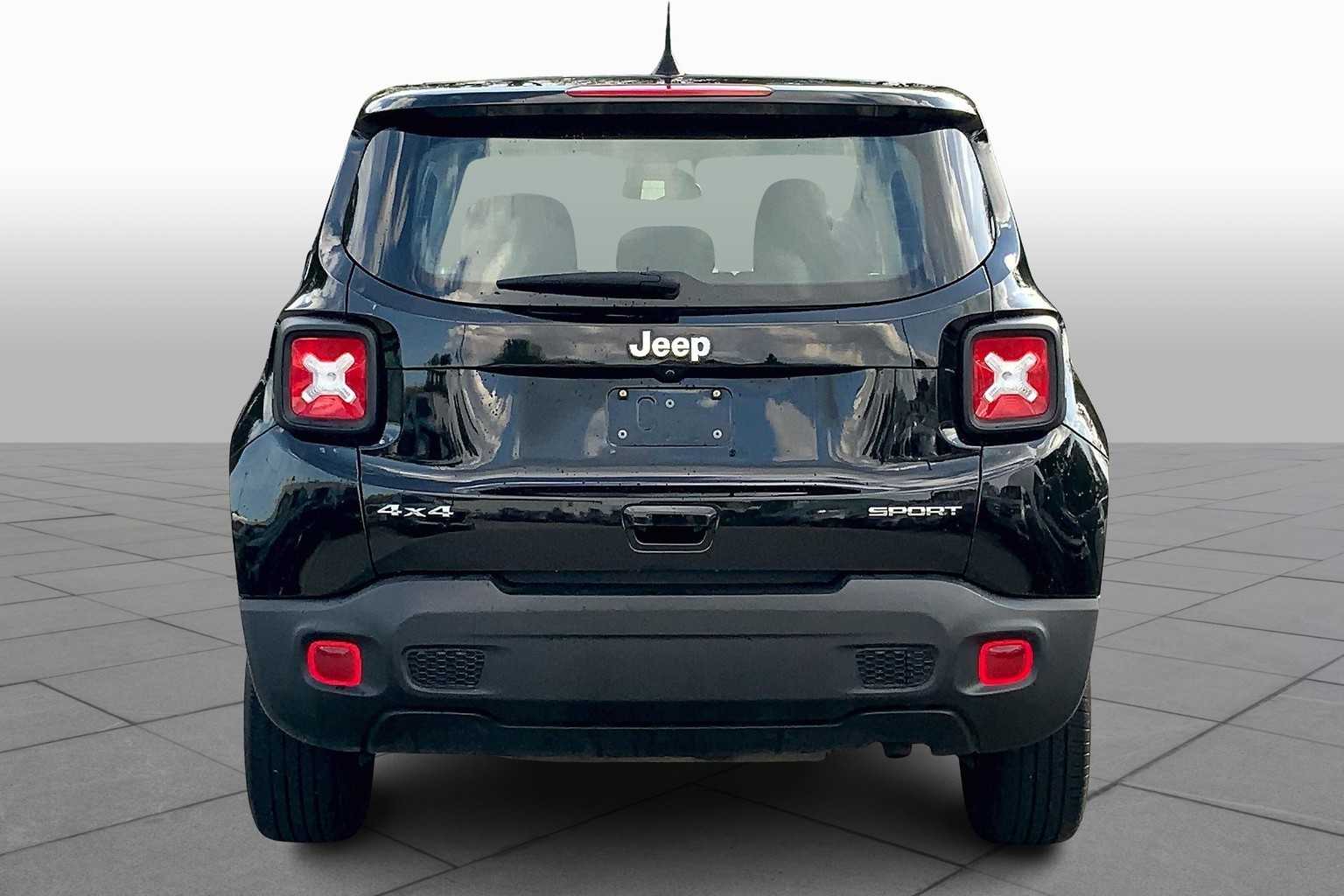 2021 Jeep Renegade Sport photo 4