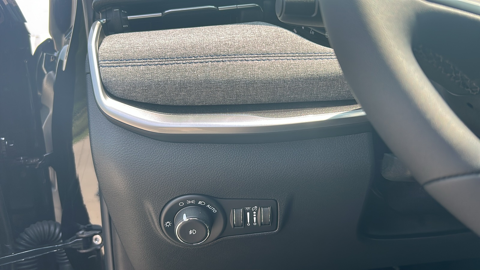 2025 Jeep Compass Latitude photo 16
