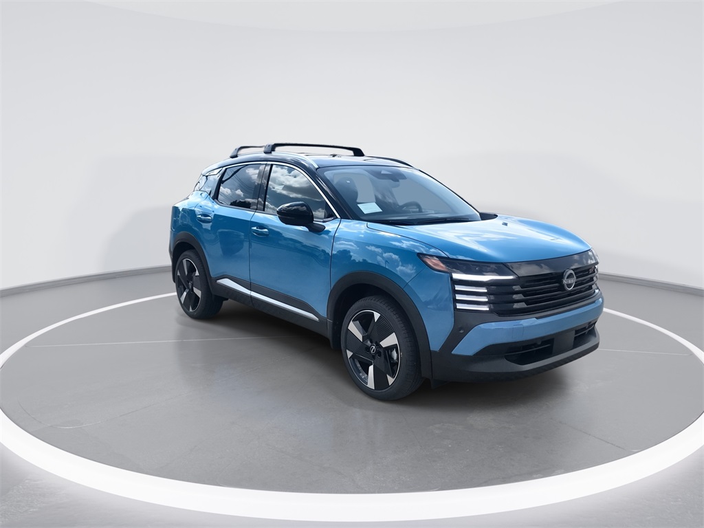 2026 Nissan Kicks SR photo 2