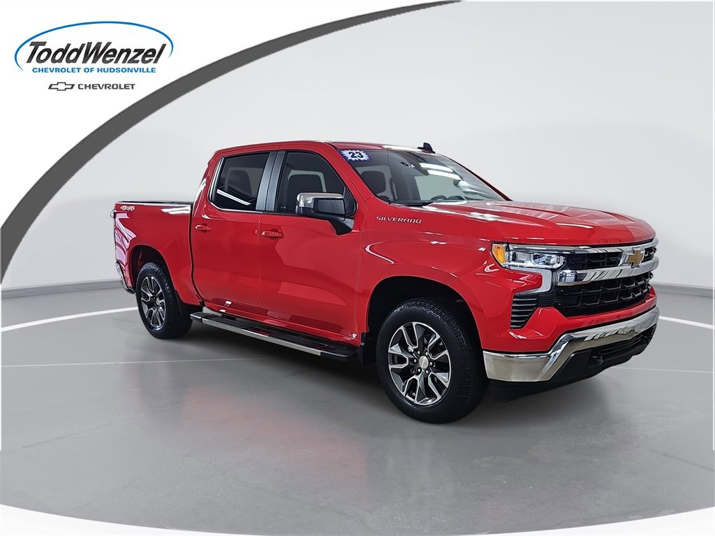 2023 Chevrolet Silverado 1500 LT's photo