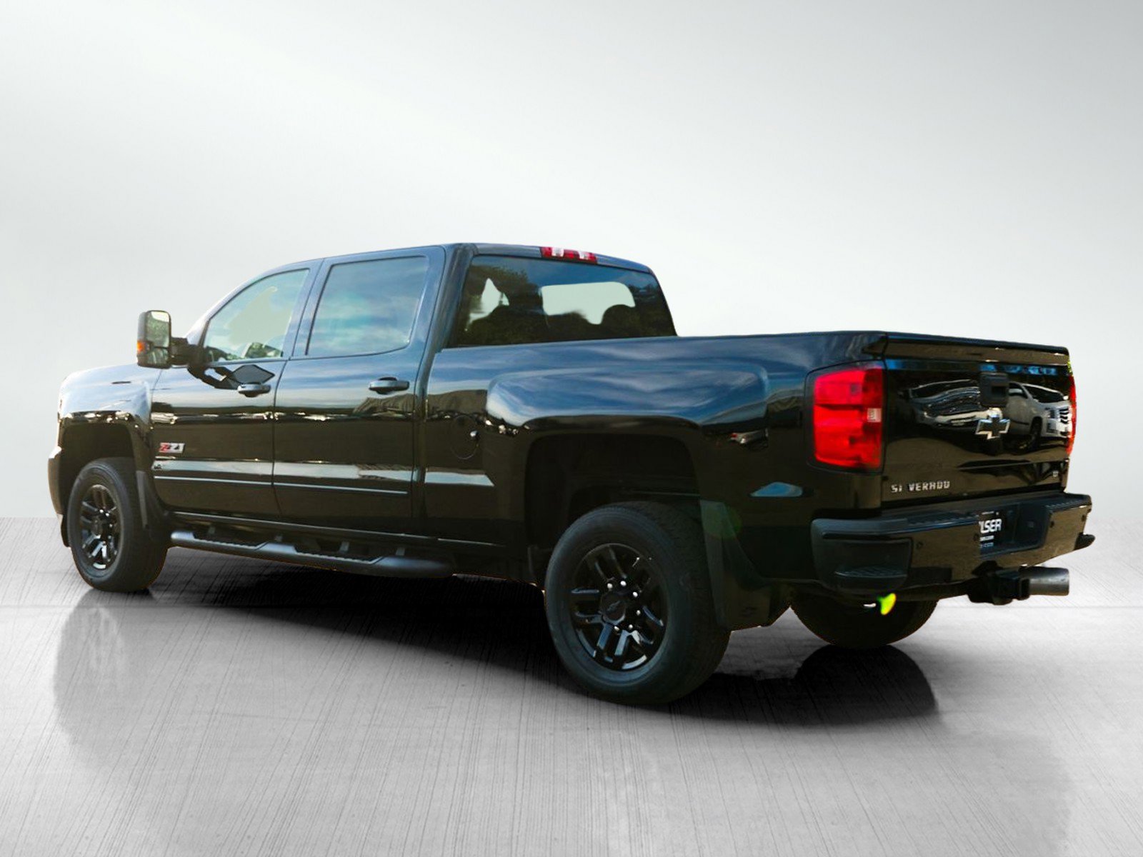 2017 Chevrolet Silverado 2500HD LT photo 3
