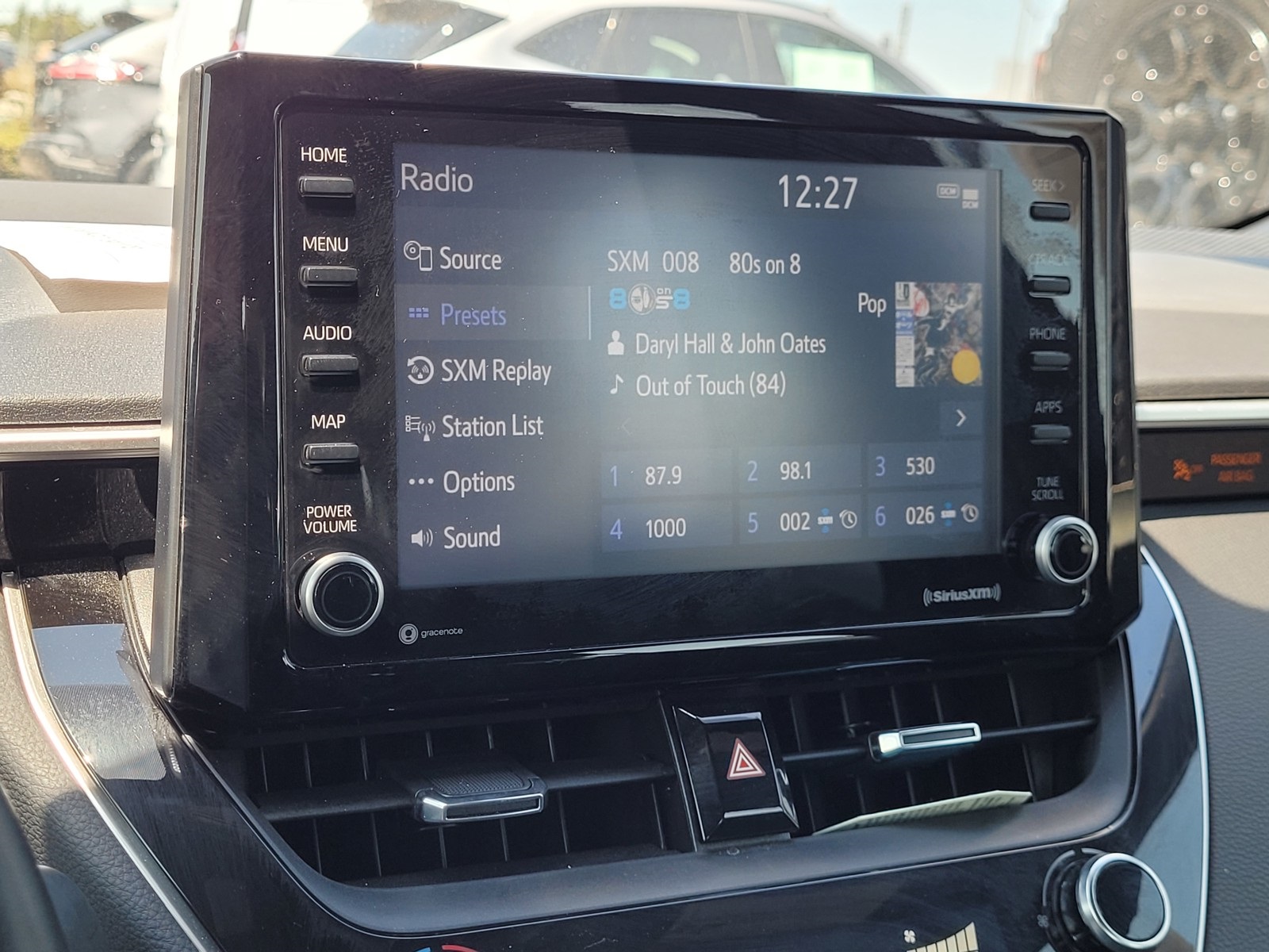 2022 Toyota Corolla SE photo 13