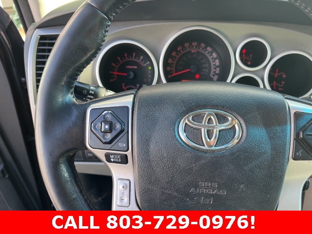 2016 Toyota Sequoia SR5 photo 17