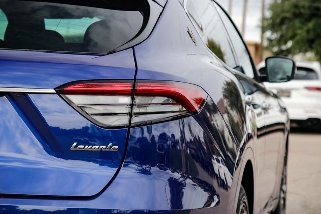 2024 Maserati Levante GT photo 7
