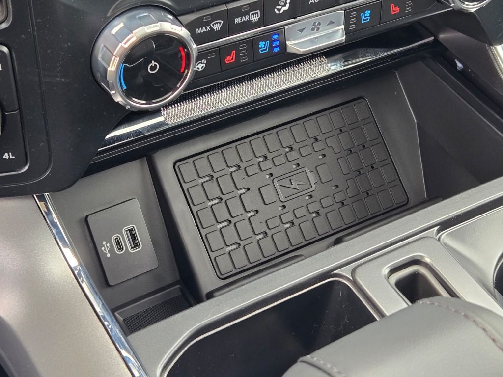 2025 Ford F-150 Lariat photo 31