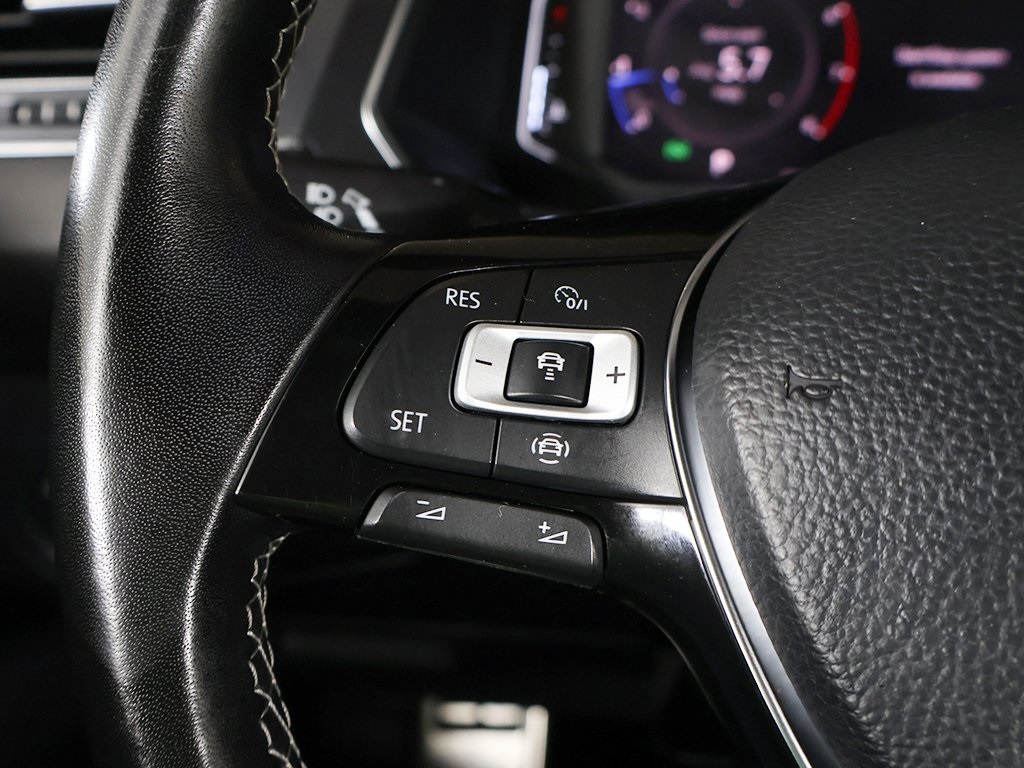 2020 Volkswagen Tiguan SEL Premium R-Line photo 42