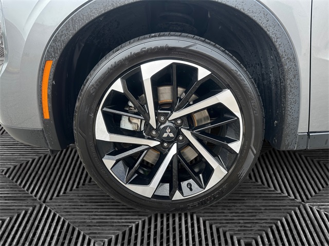 2023 Mitsubishi Outlander SE photo 14