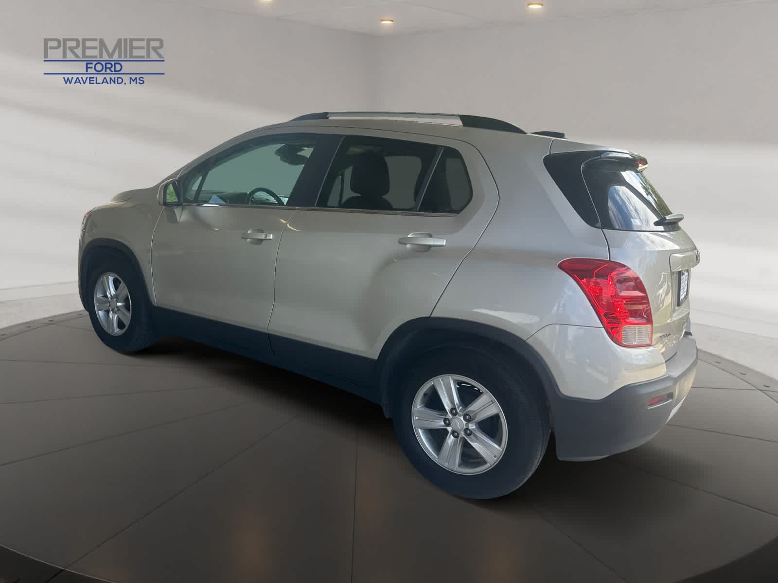 2016 Chevrolet Trax LT photo 3