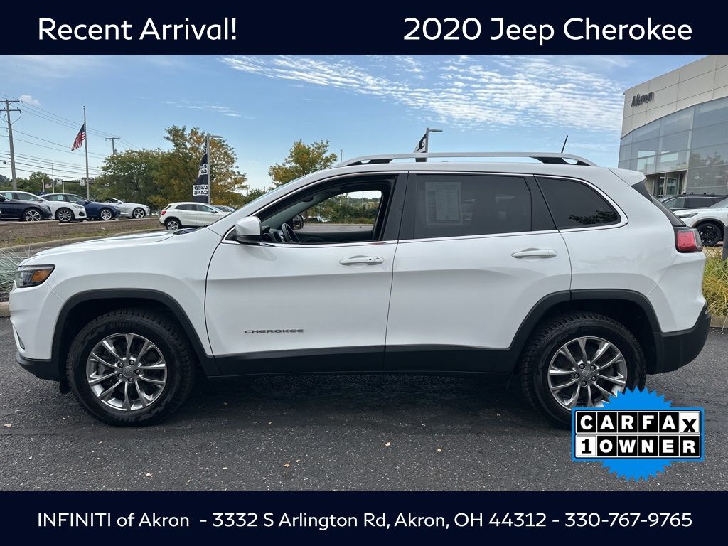 2020 Jeep Cherokee Latitude photo 9