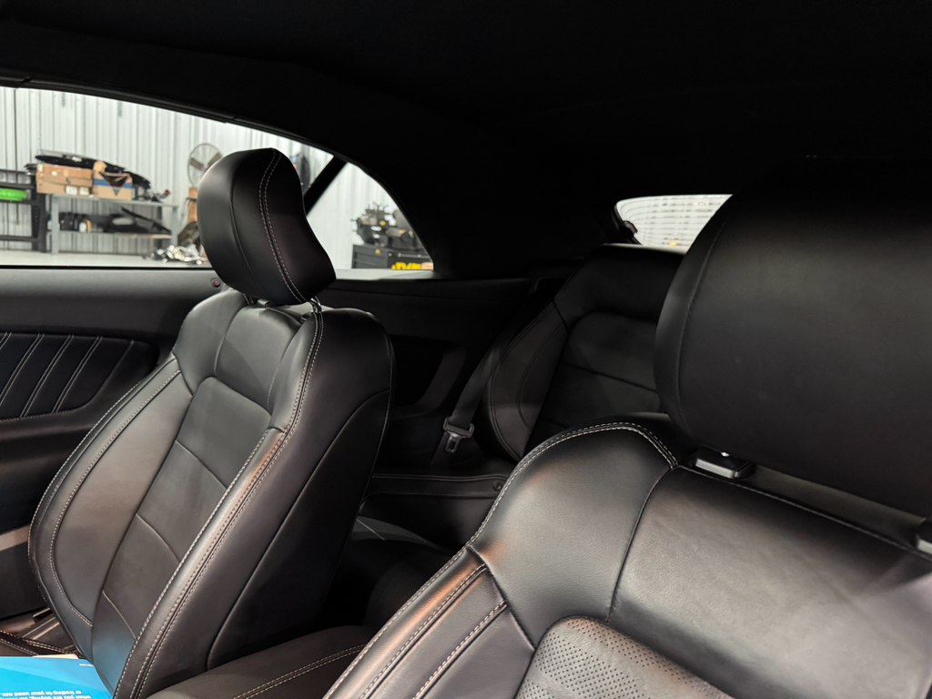 2017 Ford Mustang GT Premium photo 5