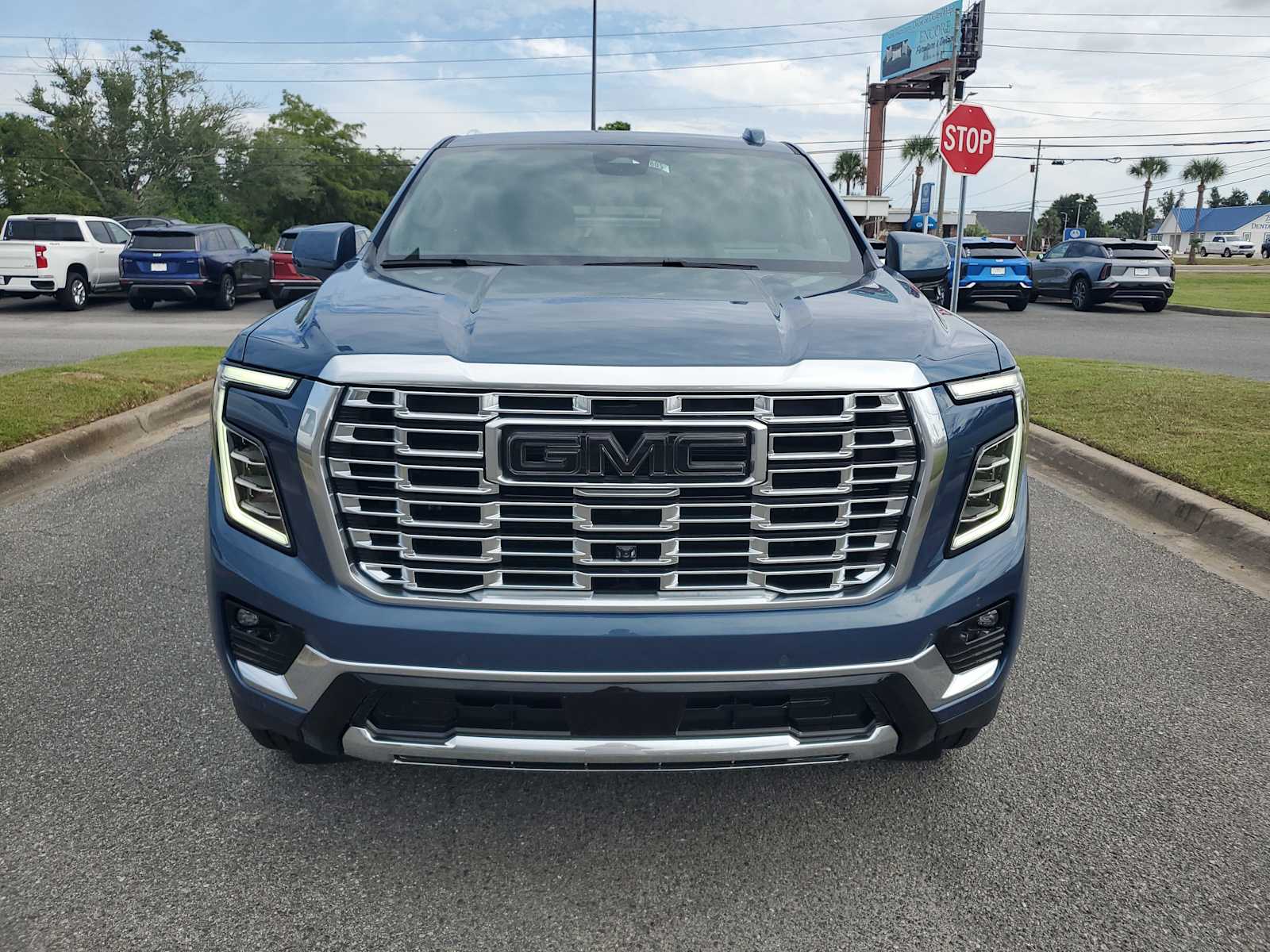 2025 Gmc Yukon XL Denali photo 9