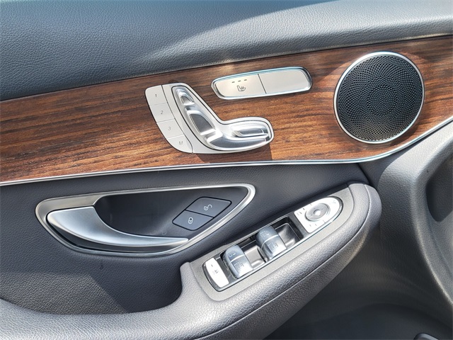 2022 Mercedes Benz GLC 300 4MATIC photo 15