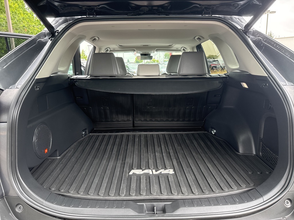 2023 Toyota RAV4 Hybrid Limited photo 15