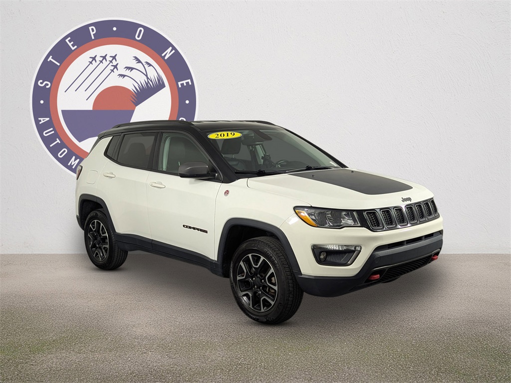 2019 Jeep Compass Trailhawk's photo