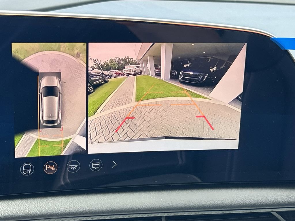 2025 Cadillac Optiq Sport photo 23