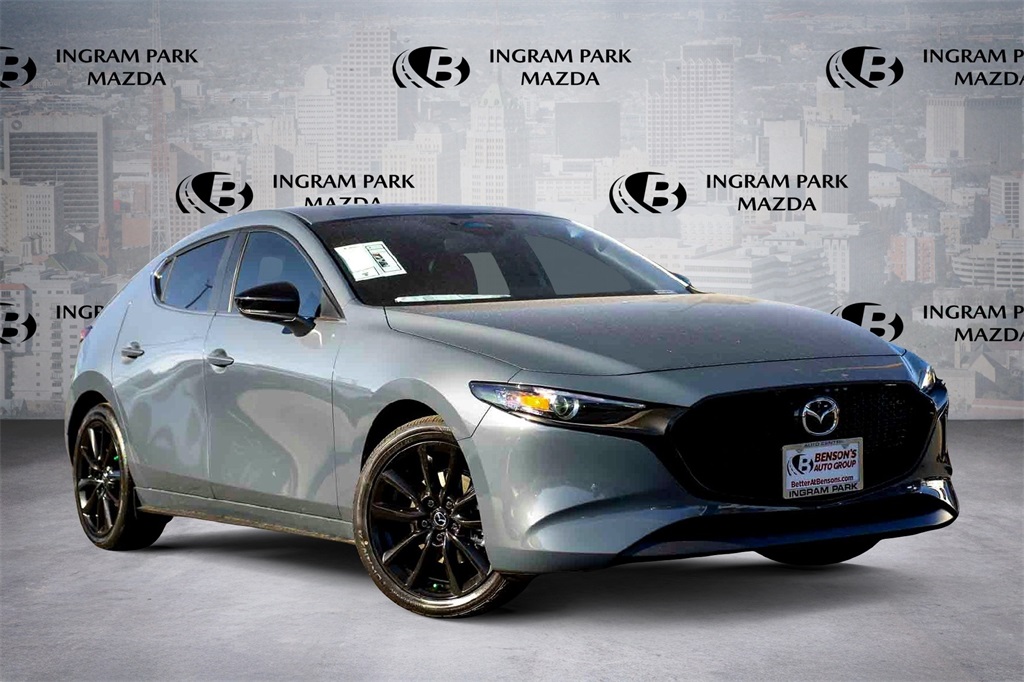 2026 Mazda Mazda3 Carbon Edition's photo