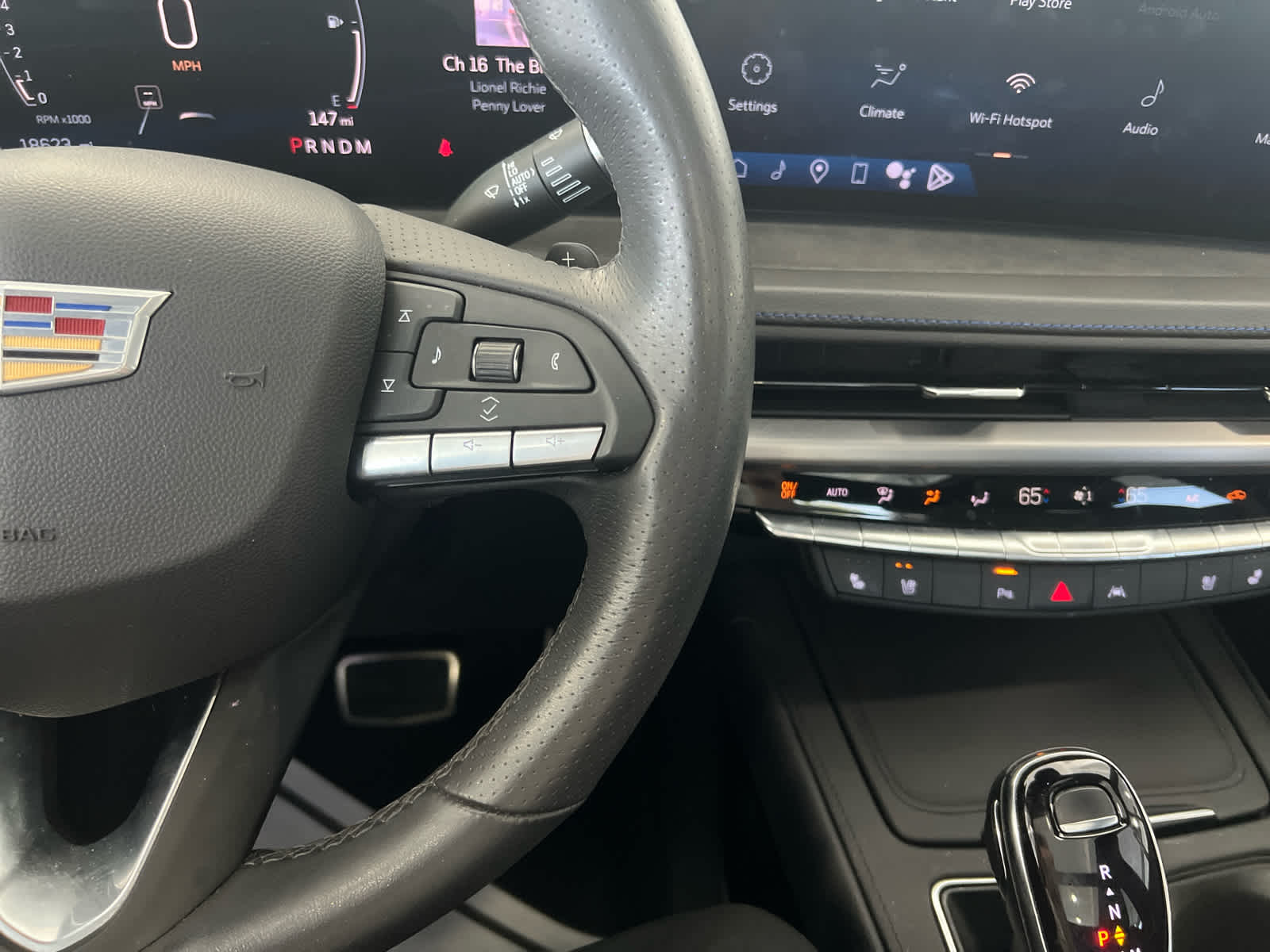 2024 Cadillac XT4 Sport photo 16