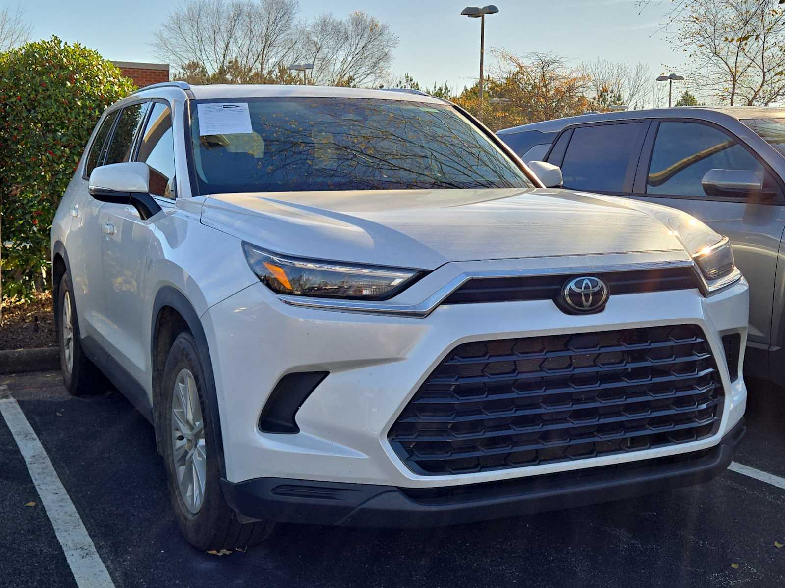 2024 Toyota Grand Highlander XLE's photo