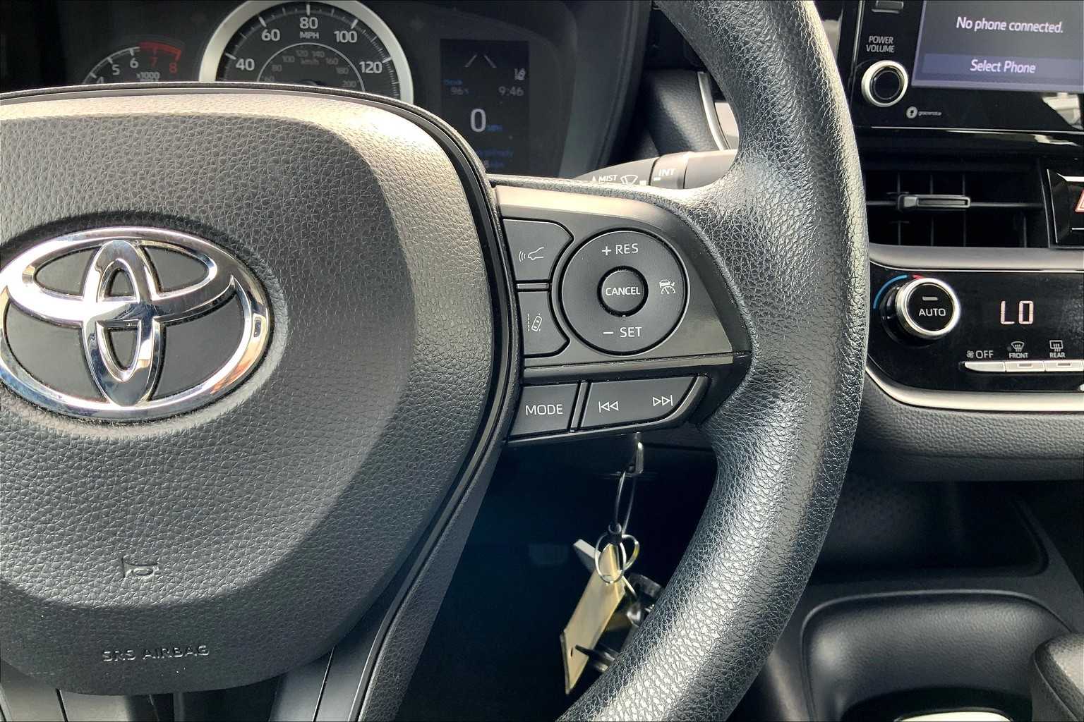2022 Toyota Corolla LE photo 46