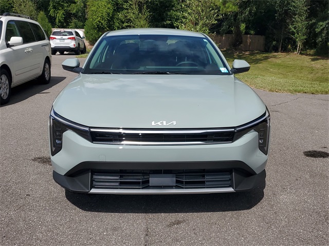 2025 Kia K4 EX photo 2
