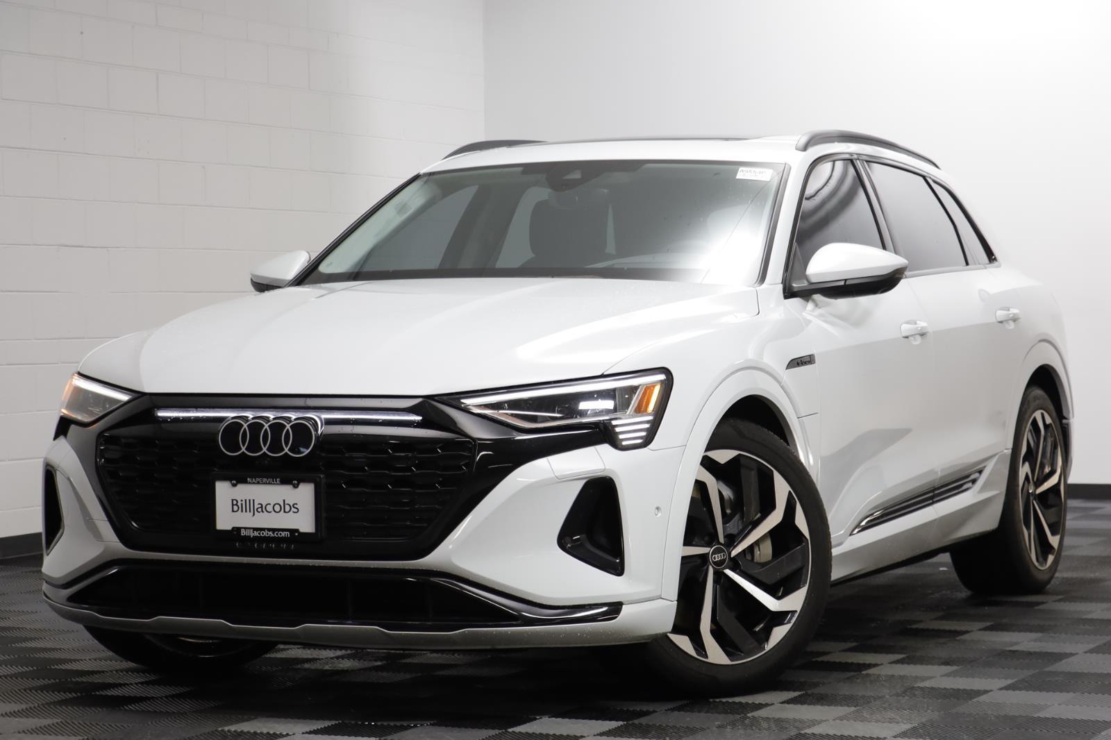 2024 Audi Q8 e-tron Prestige's photo