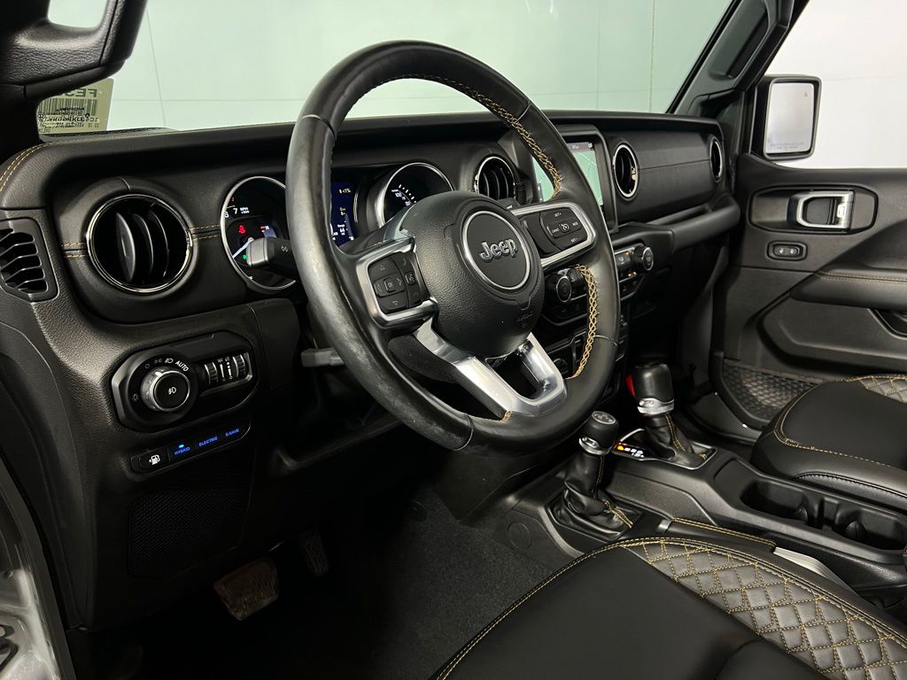 2022 Jeep Wrangler Unlimited Sahara High Altitude 4xe photo 18