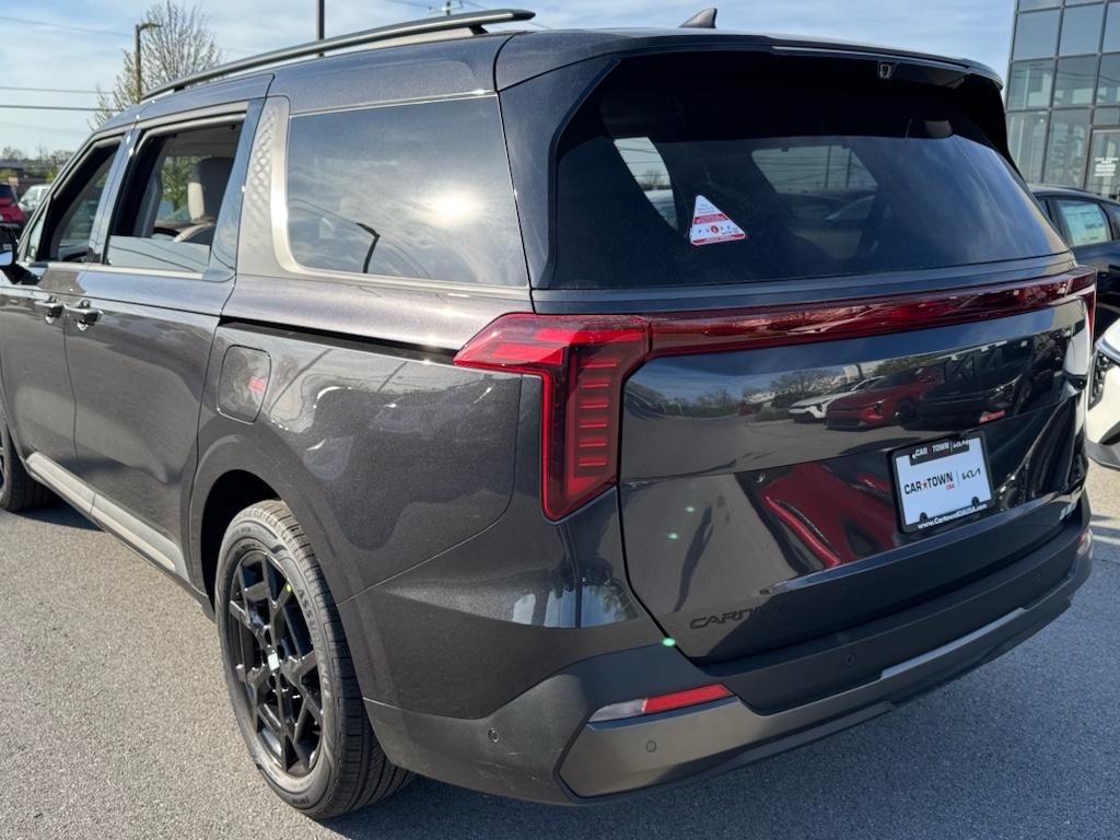 2025 Kia Carnival SX Prestige photo 24