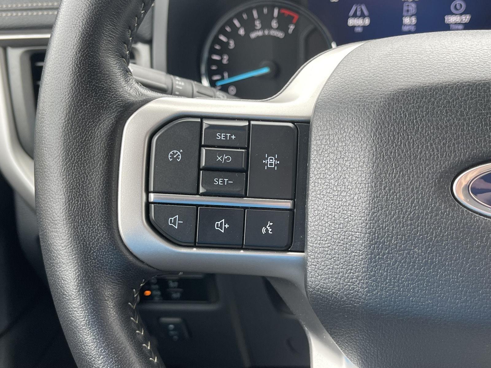 2024 Ford Expedition XLT photo 28